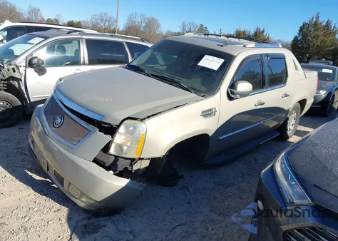 2007 Cadillac Escalade Ext Standard from USA, damaged, VIN 3GYFK628X7G171560